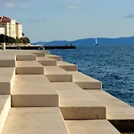Premium Sea View Задар