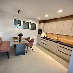 Апартаменты Premium Sea View Задар