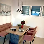 Апартаменты Premium Sea View