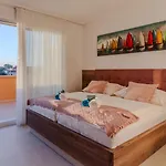 Апартаменты Premium Sea View