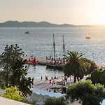 Апартаменты Premium Sea View *