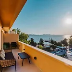 Premium Sea View *