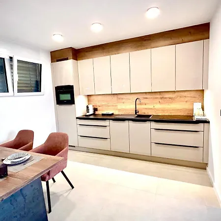 Premium Sea View Apartman Zára