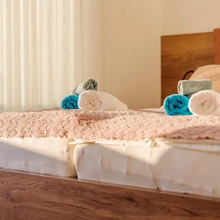 Premium Sea View Apartman Zára